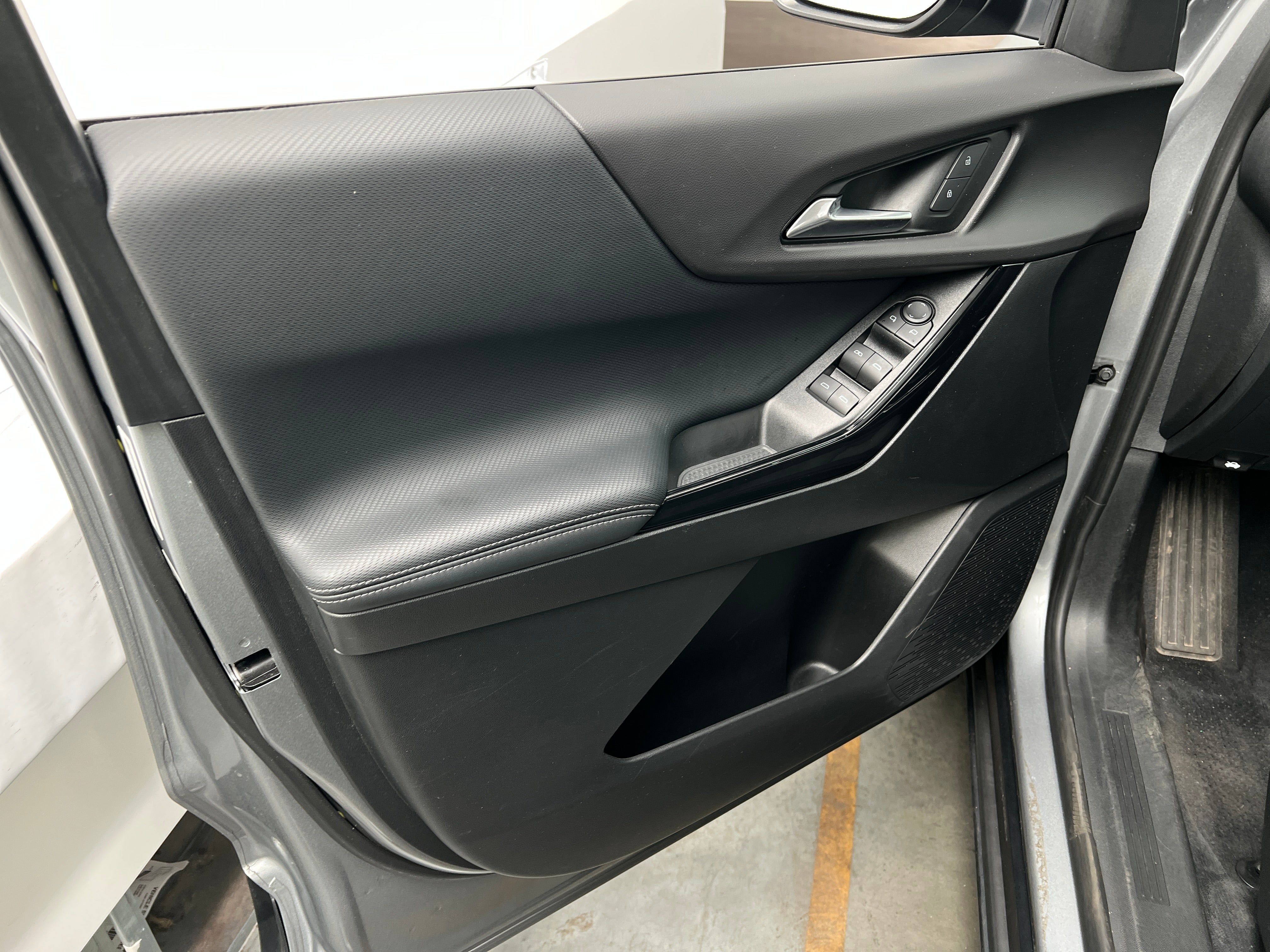 chevrolet equinox 2025 3GNAXHEG9SL313159 image chevrolet equinox 2025 3GNAXHEG9SL313159 image
