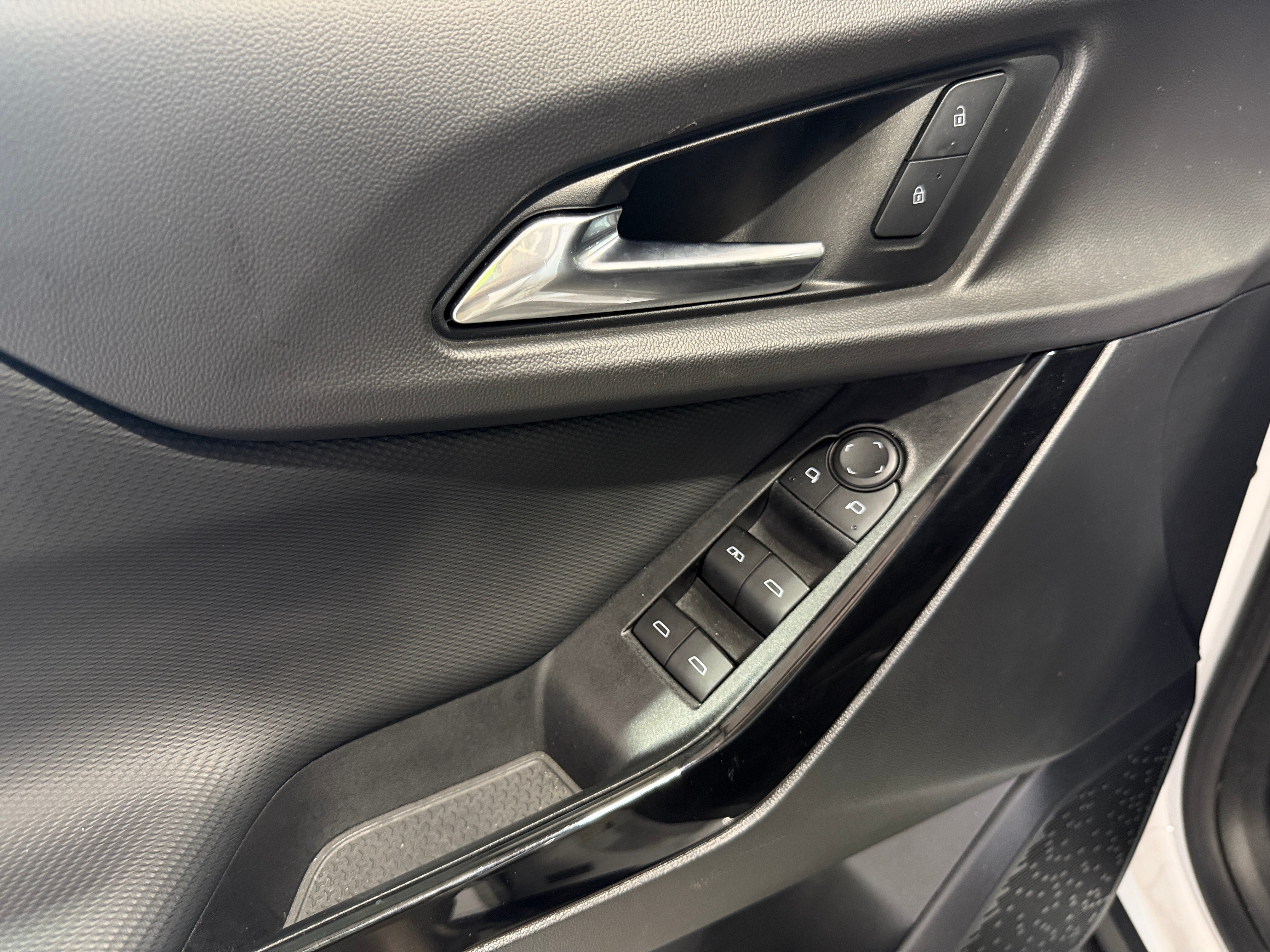 chevrolet equinox 2025 3GNAXHEG4SL308614 image chevrolet equinox 2025 3GNAXHEG4SL308614 image