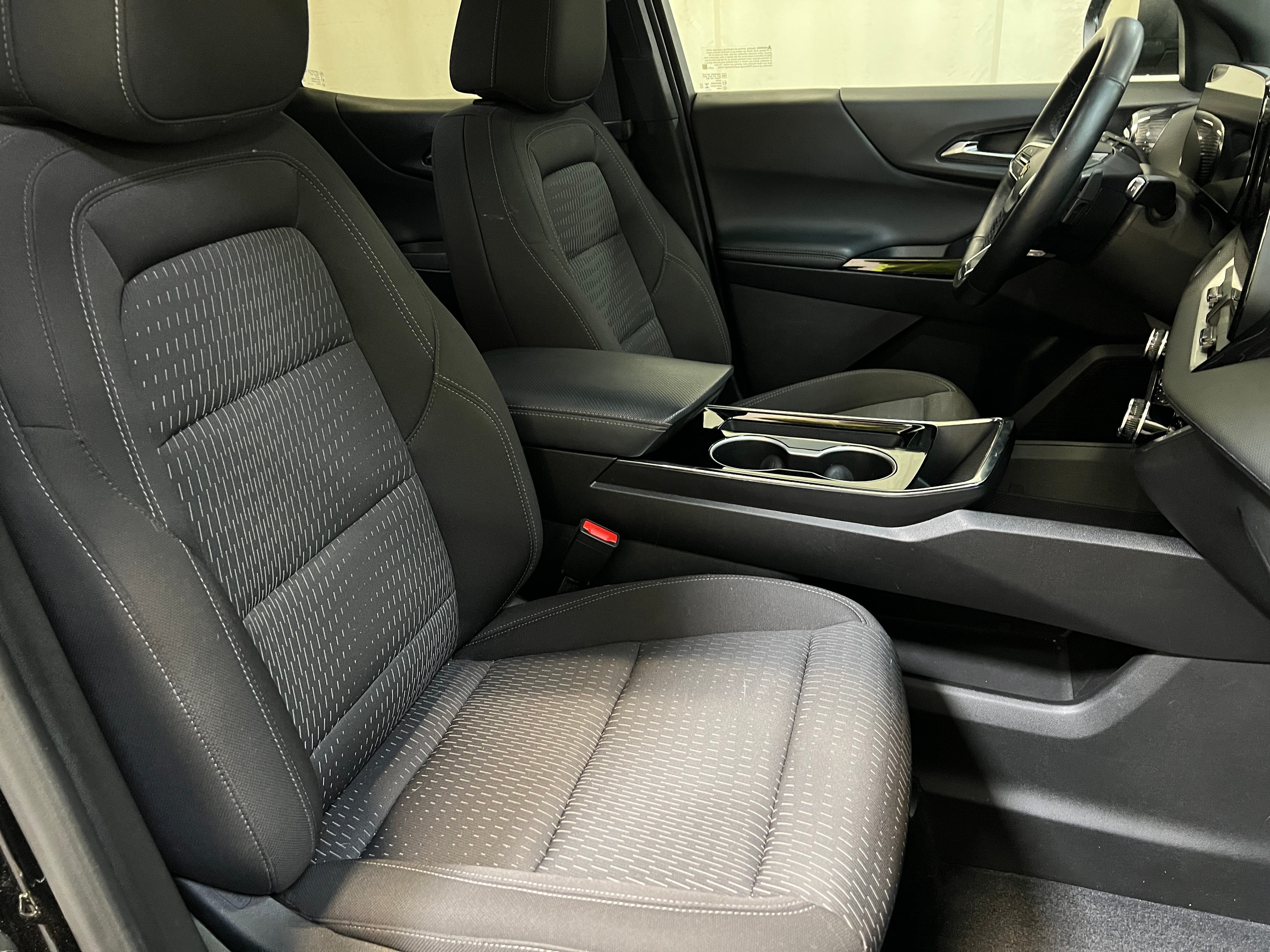 chevrolet equinox 2025 3GNAXHEG0SL312174 image