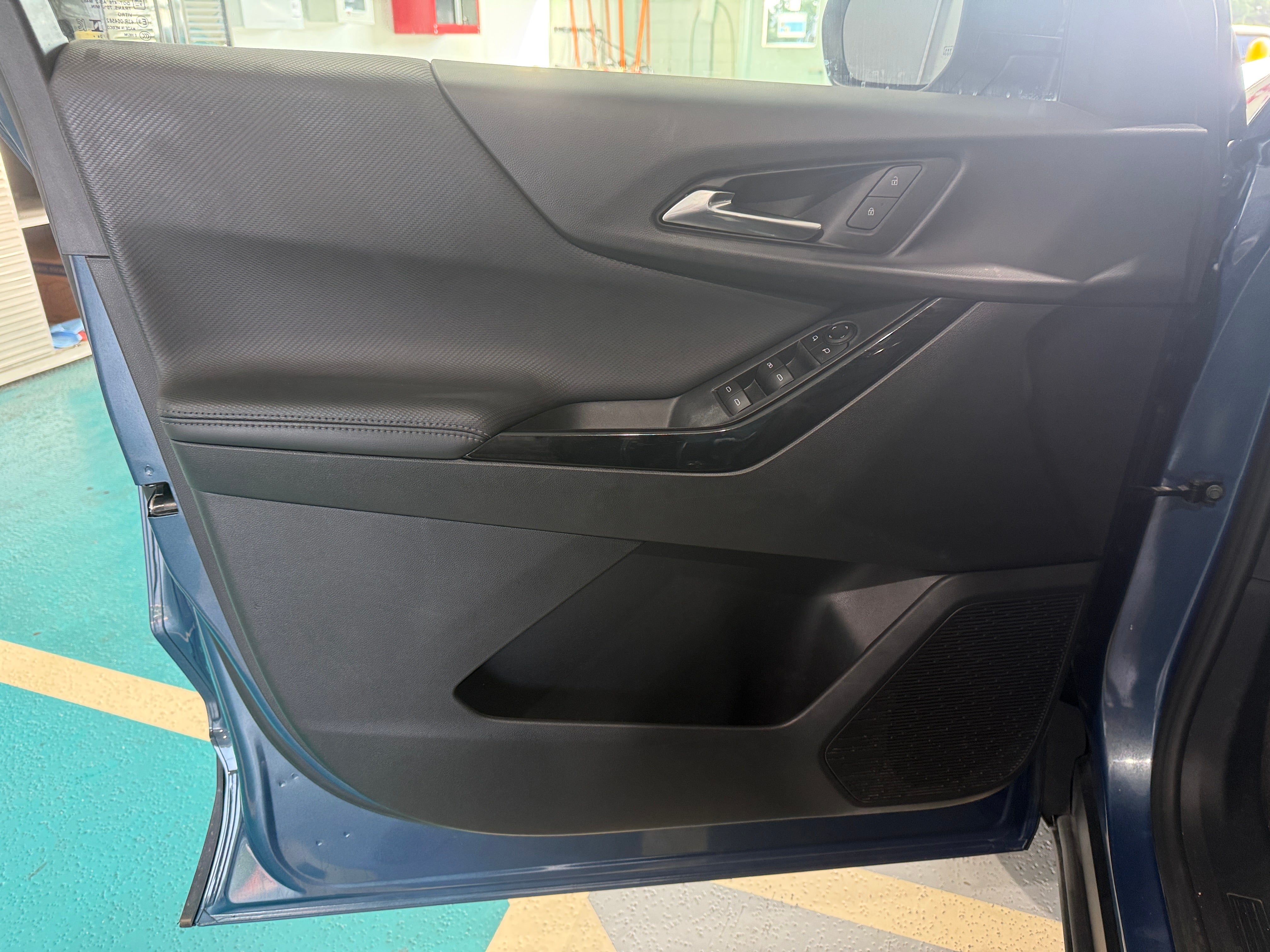 chevrolet equinox 2025 3GNAXHEG9SL305949 image chevrolet equinox 2025 3GNAXHEG9SL305949 image