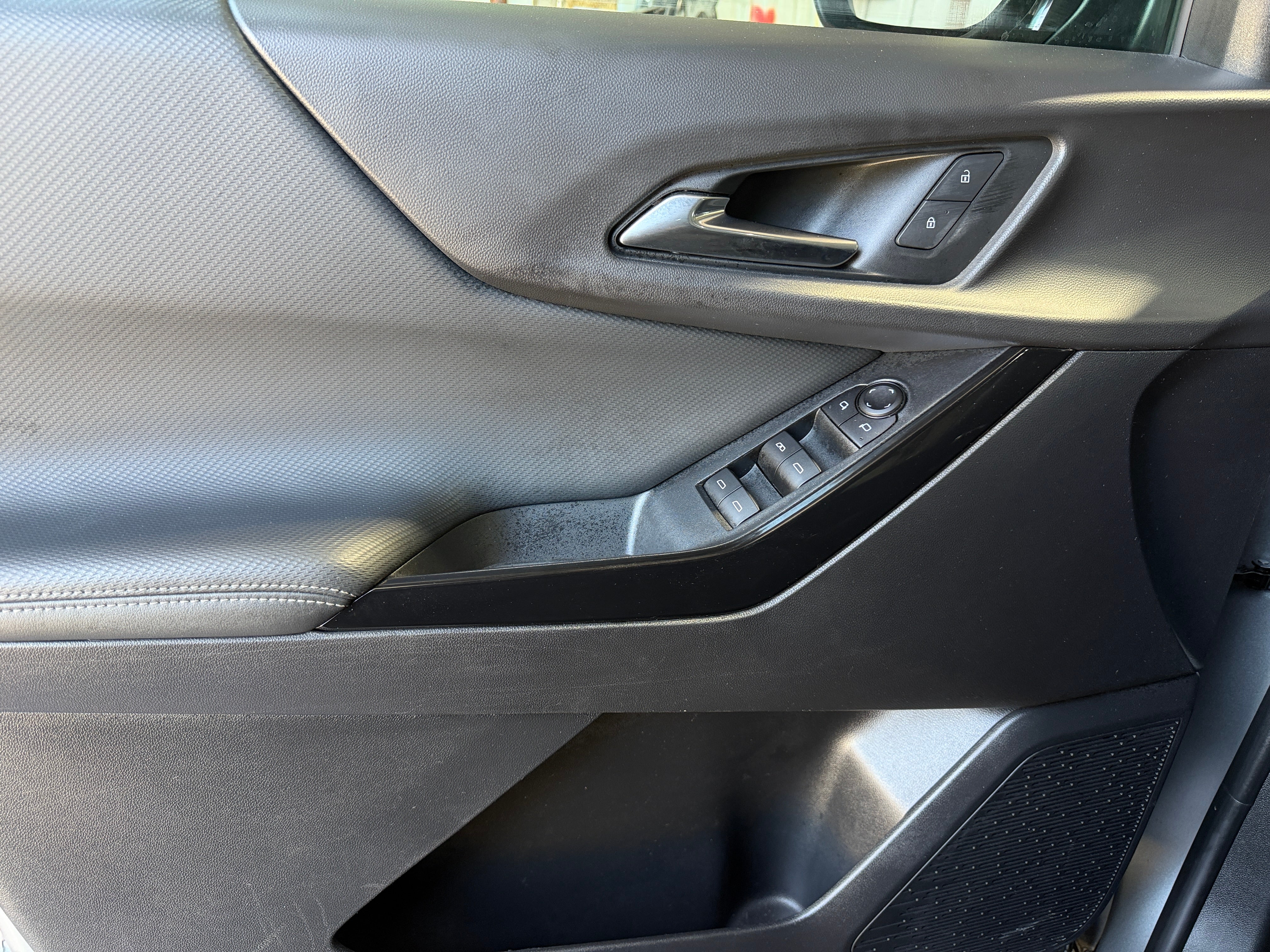 chevrolet equinox 2025 3GNAXHEG4SL306524 image chevrolet equinox 2025 3GNAXHEG4SL306524 image