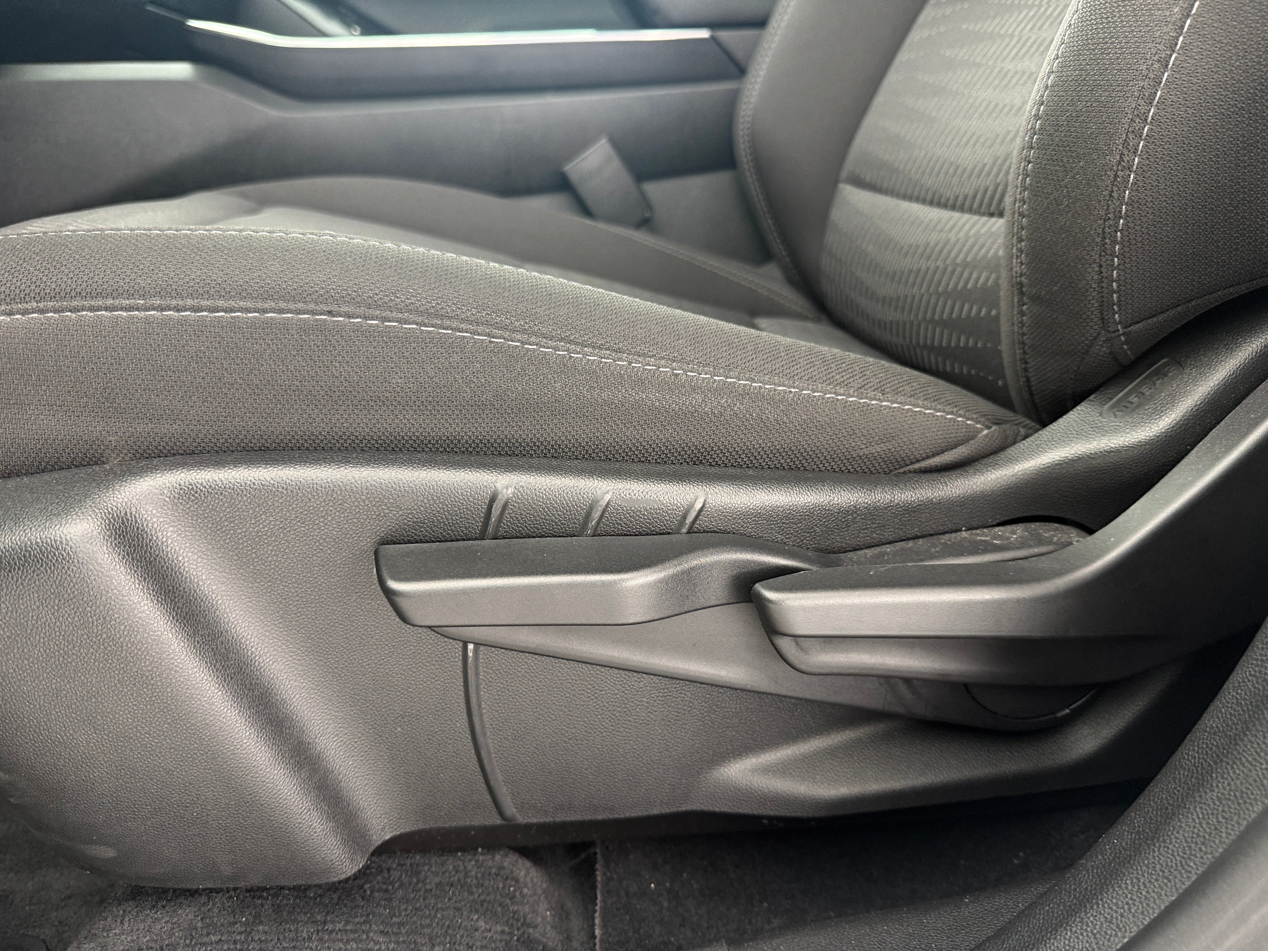 chevrolet equinox 2025 3GNAXHEG8SL316229 image chevrolet equinox 2025 3GNAXHEG8SL316229 image