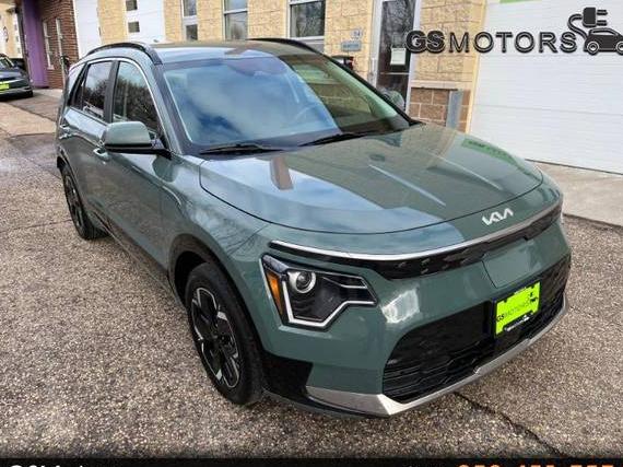 KIA NIRO 2024 KNDCR3L18R5120699 image KIA NIRO 2024 KNDCR3L18R5120699 image