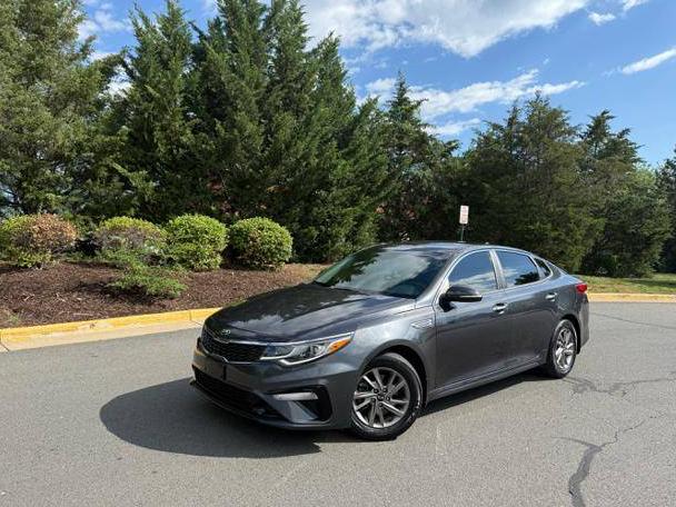 KIA OPTIMA 2019 5XXGT4L30KG301999 image