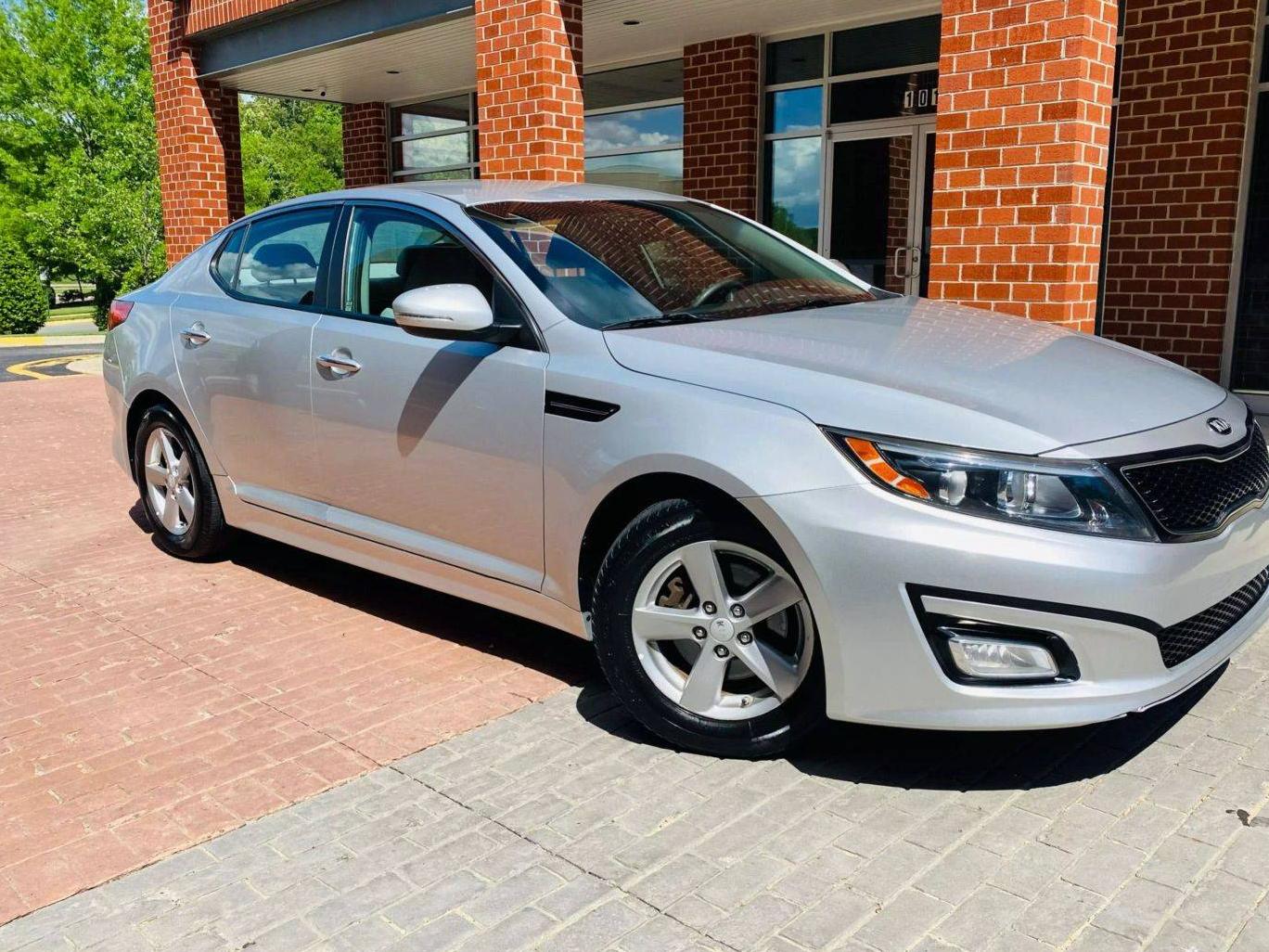 KIA OPTIMA 2015 5XXGM4A72FG400641 image