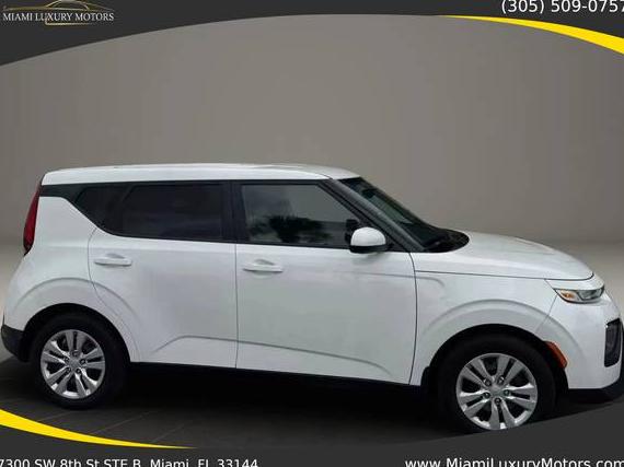 KIA SOUL 2022 KNDJ23AU0N7811457 image