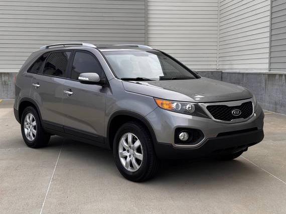 KIA SORENTO 2011 5XYKT4A14BG152925 image