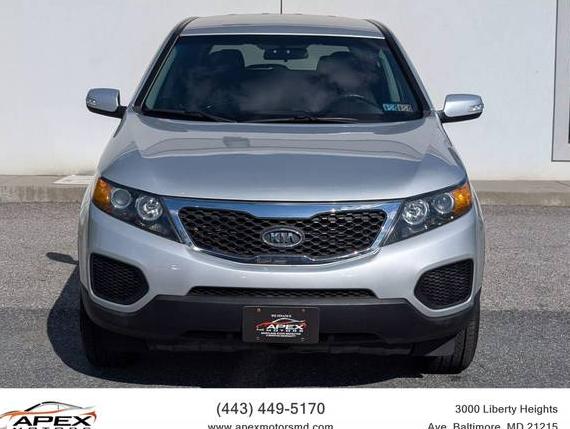 KIA SORENTO 2011 5XYKT3A11BG068636 image