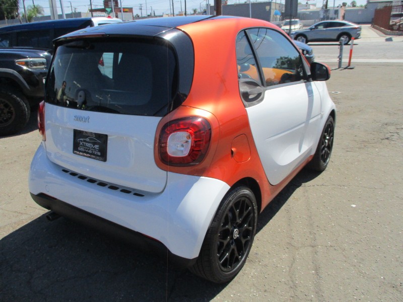 smart fortwo 2016 WMEFJ5DA8GK050359 image smart fortwo 2016 WMEFJ5DA8GK050359 image
