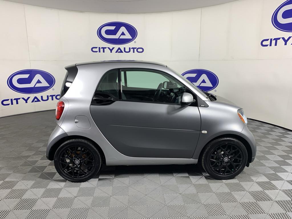smart fortwo 2016 WMEFJ5DAXGK077224 image smart fortwo 2016 WMEFJ5DAXGK077224 image