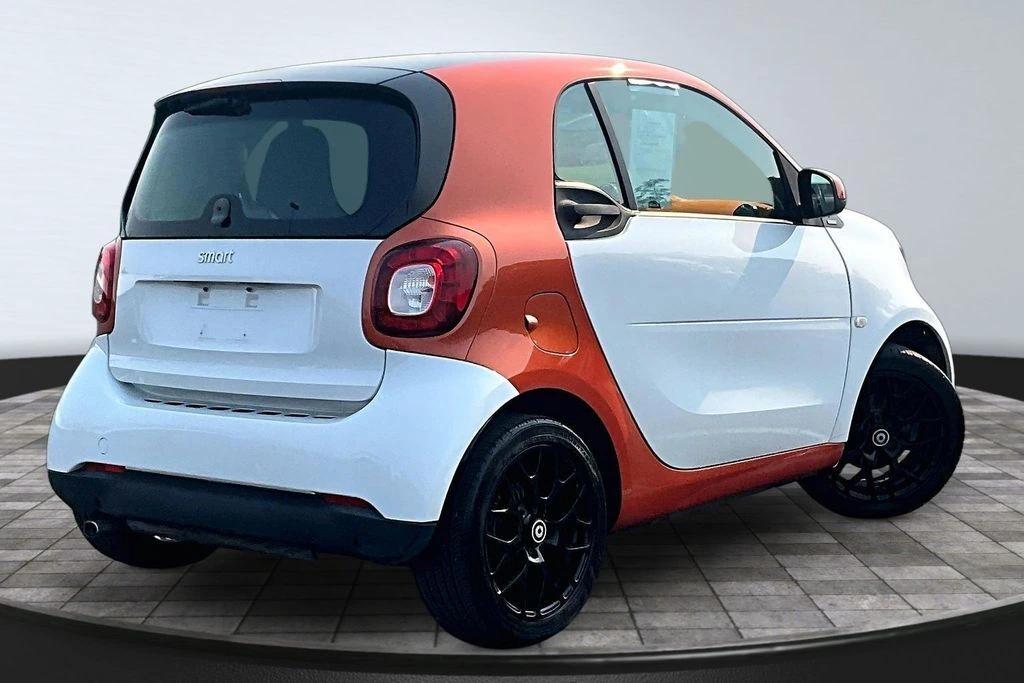 smart fortwo 2016 WMEFJ5DA7GK062387 image smart fortwo 2016 WMEFJ5DA7GK062387 image