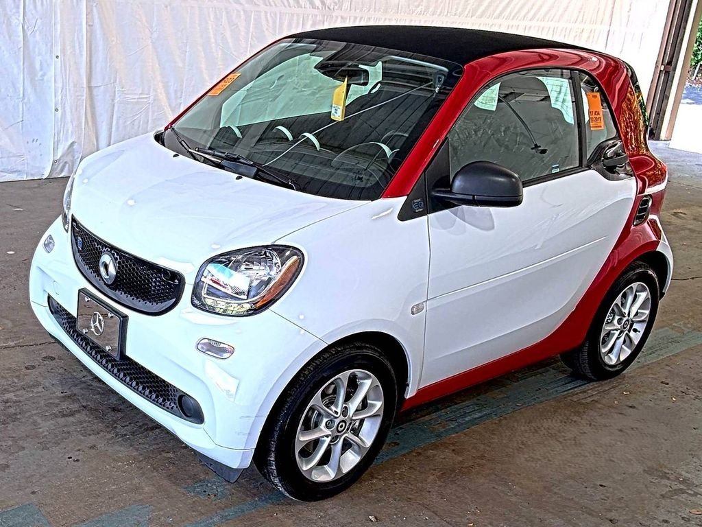 smart fortwo 2019 WMEFJ9BA8KK364337 image smart fortwo 2019 WMEFJ9BA8KK364337 image
