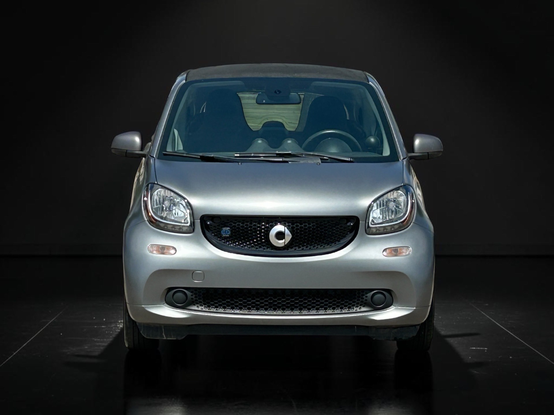 smart fortwo 2019 WMEFJ9BAXKK359656 image smart fortwo 2019 WMEFJ9BAXKK359656 image