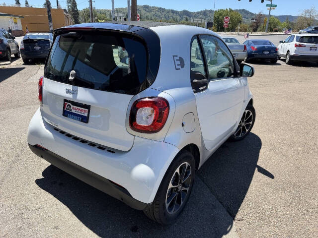 smart fortwo 2017 WMEFJ9BA3HK231963 image smart fortwo 2017 WMEFJ9BA3HK231963 image