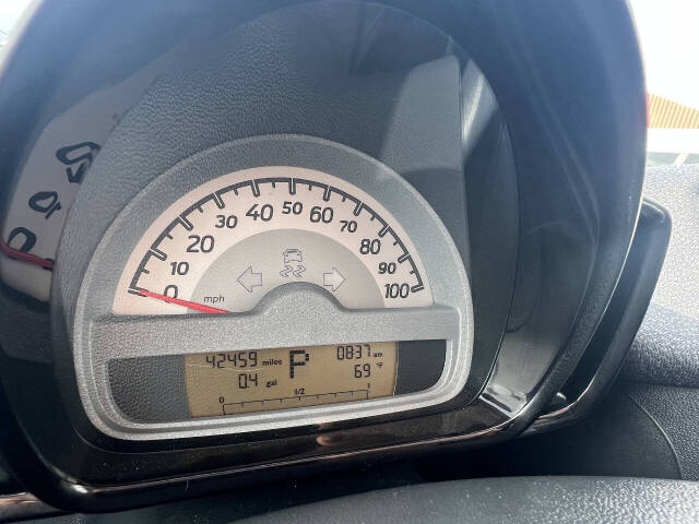 smart fortwo 2011 WMEEJ3BA3BK421942 image smart fortwo 2011 WMEEJ3BA3BK421942 image