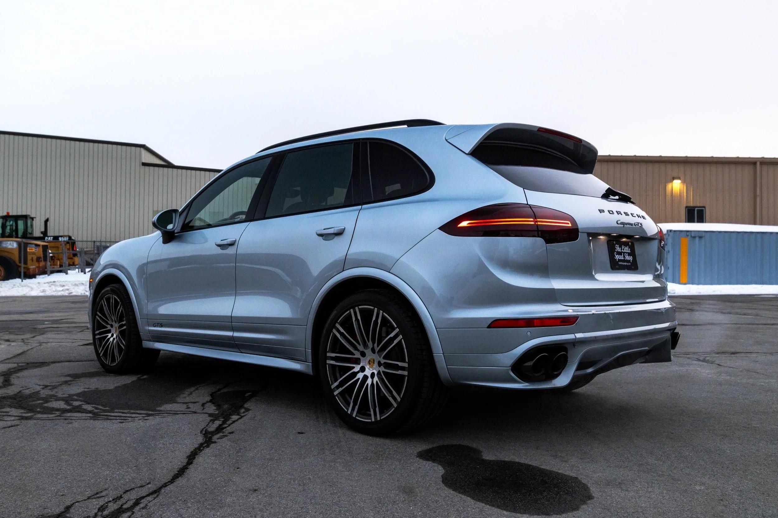 porsche cayenne 2018 WP1AD2A20JLA81018 image porsche cayenne 2018 WP1AD2A20JLA81018 image