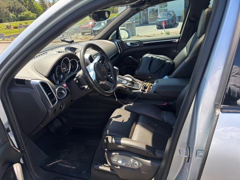 porsche cayenne 2018 WP1AA2A20JKA02655 image porsche cayenne 2018 WP1AA2A20JKA02655 image