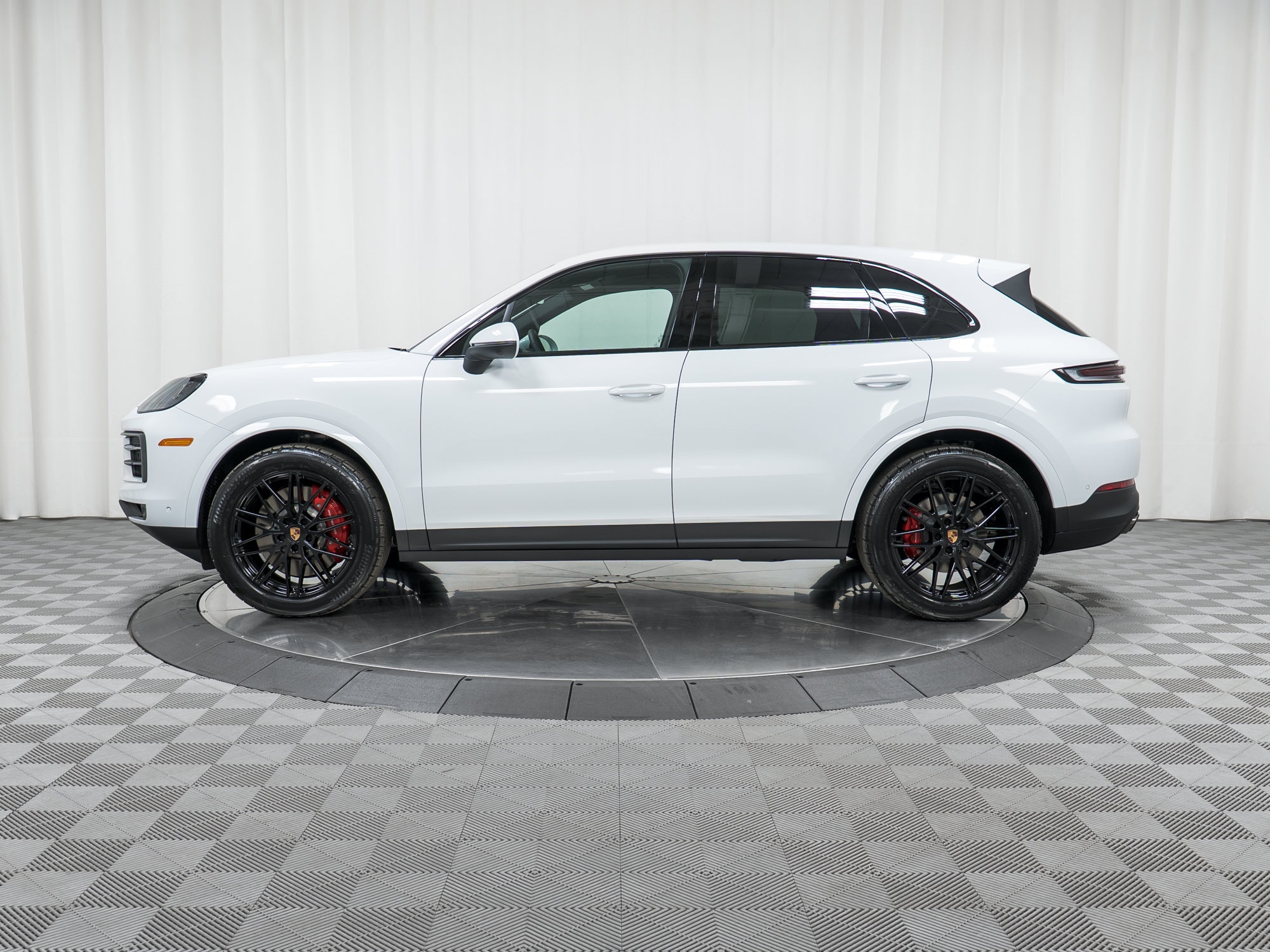 porsche cayenne 2026 WP1AL2AY4TDA15348 image porsche cayenne 2026 WP1AL2AY4TDA15348 image