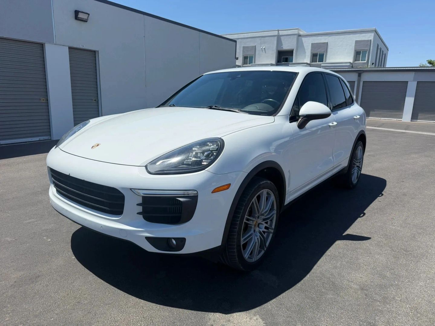porsche cayenne 2017 WP1AB2A24HLA51892 image porsche cayenne 2017 WP1AB2A24HLA51892 image