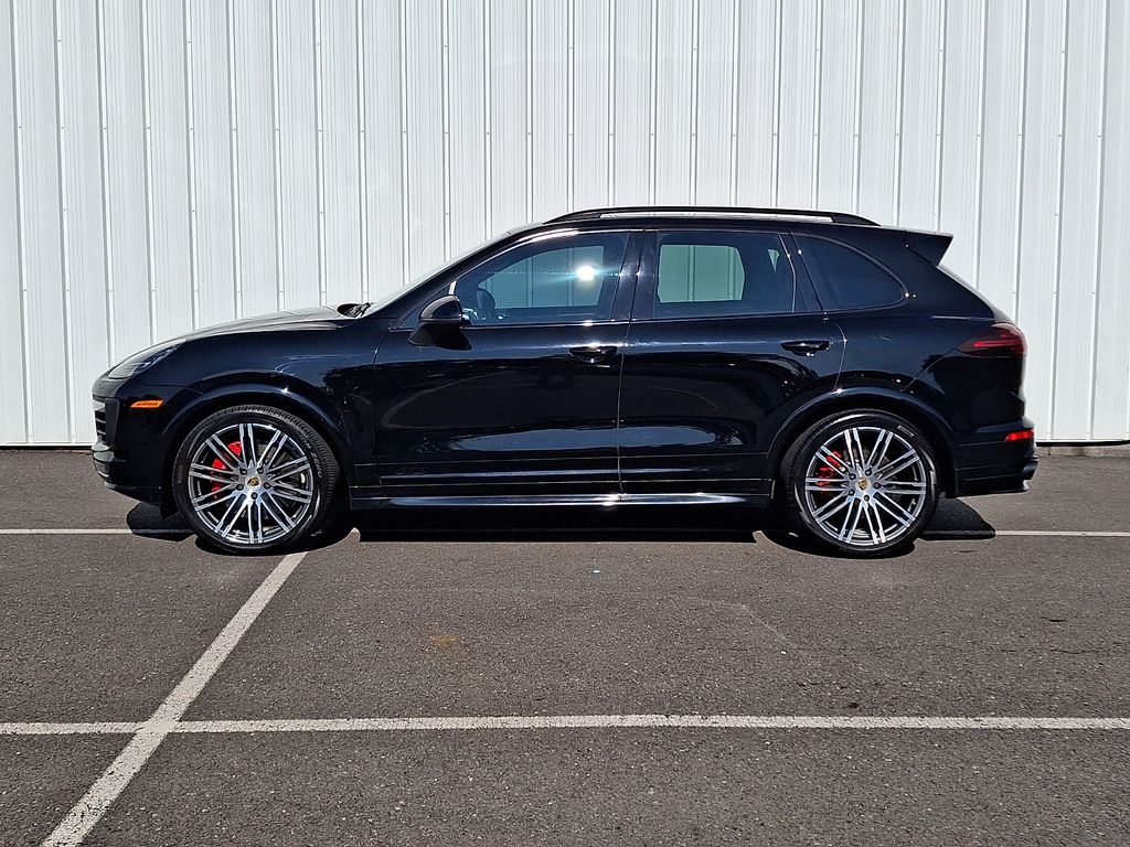 porsche cayenne 2017 WP1AD2A29HLA82162 image porsche cayenne 2017 WP1AD2A29HLA82162 image