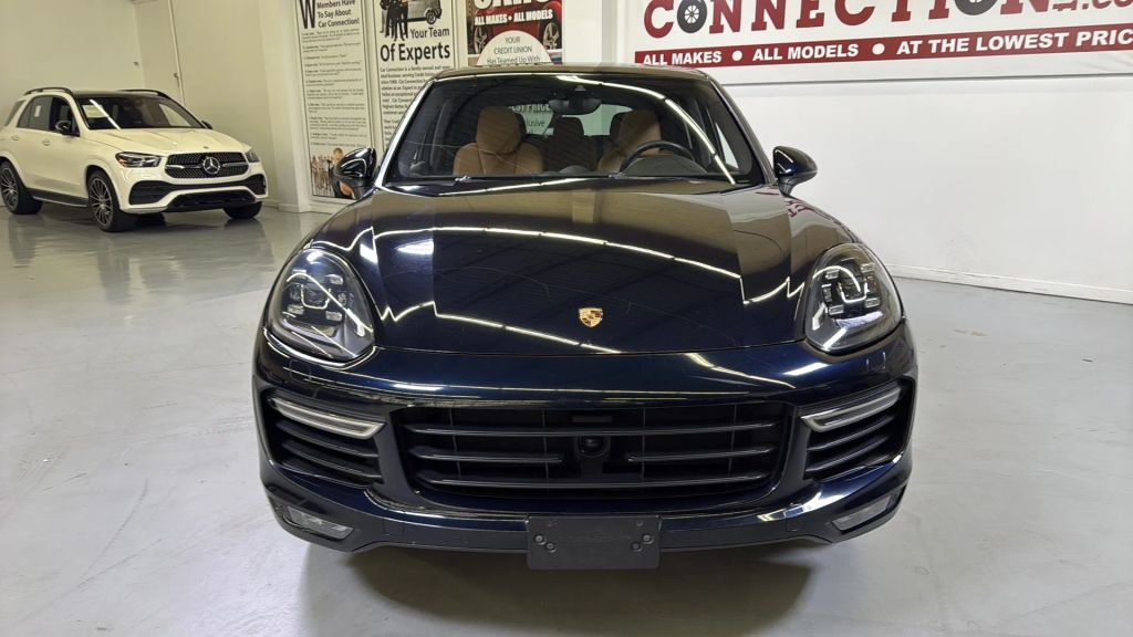 porsche cayenne 2017 WP1AC2A23HLA92415 image porsche cayenne 2017 WP1AC2A23HLA92415 image