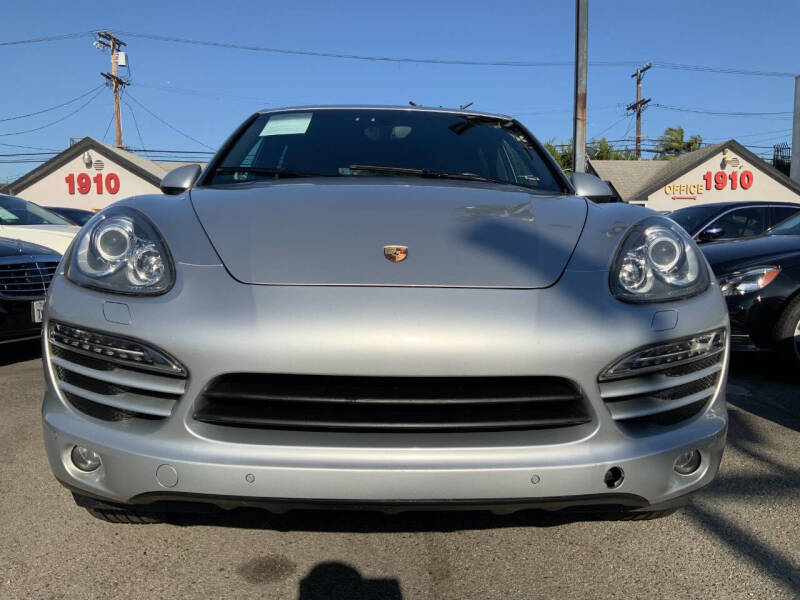 porsche cayenne 2012 WP1AA2A2XCLA05530 image porsche cayenne 2012 WP1AA2A2XCLA05530 image