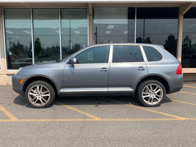 porsche cayenne 2004 WP1AB29PX4LA63443 image porsche cayenne 2004 WP1AB29PX4LA63443 image