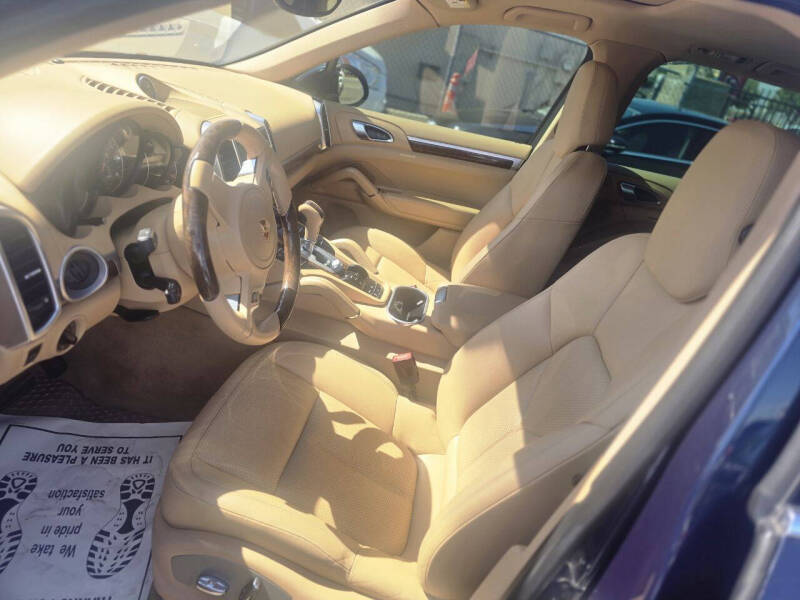 porsche cayenne 2013 WP1AA2A25DLA11253 image porsche cayenne 2013 WP1AA2A25DLA11253 image