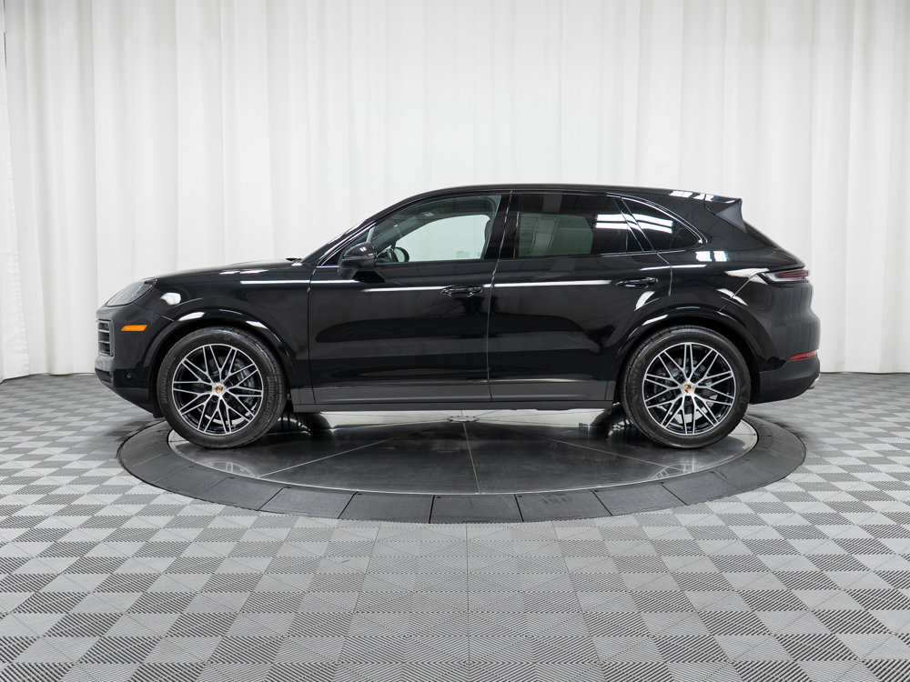 porsche cayenne 2025 WP1AA2AYXSDA00132 image porsche cayenne 2025 WP1AA2AYXSDA00132 image