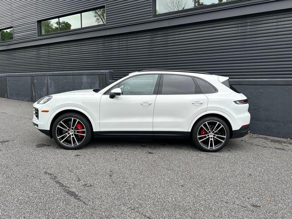 porsche cayenne 2025 WP1AL2AY5SDA19925 image porsche cayenne 2025 WP1AL2AY5SDA19925 image