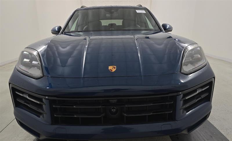 porsche cayenne 2025 WP1AL2AY4SDA19432 image porsche cayenne 2025 WP1AL2AY4SDA19432 image