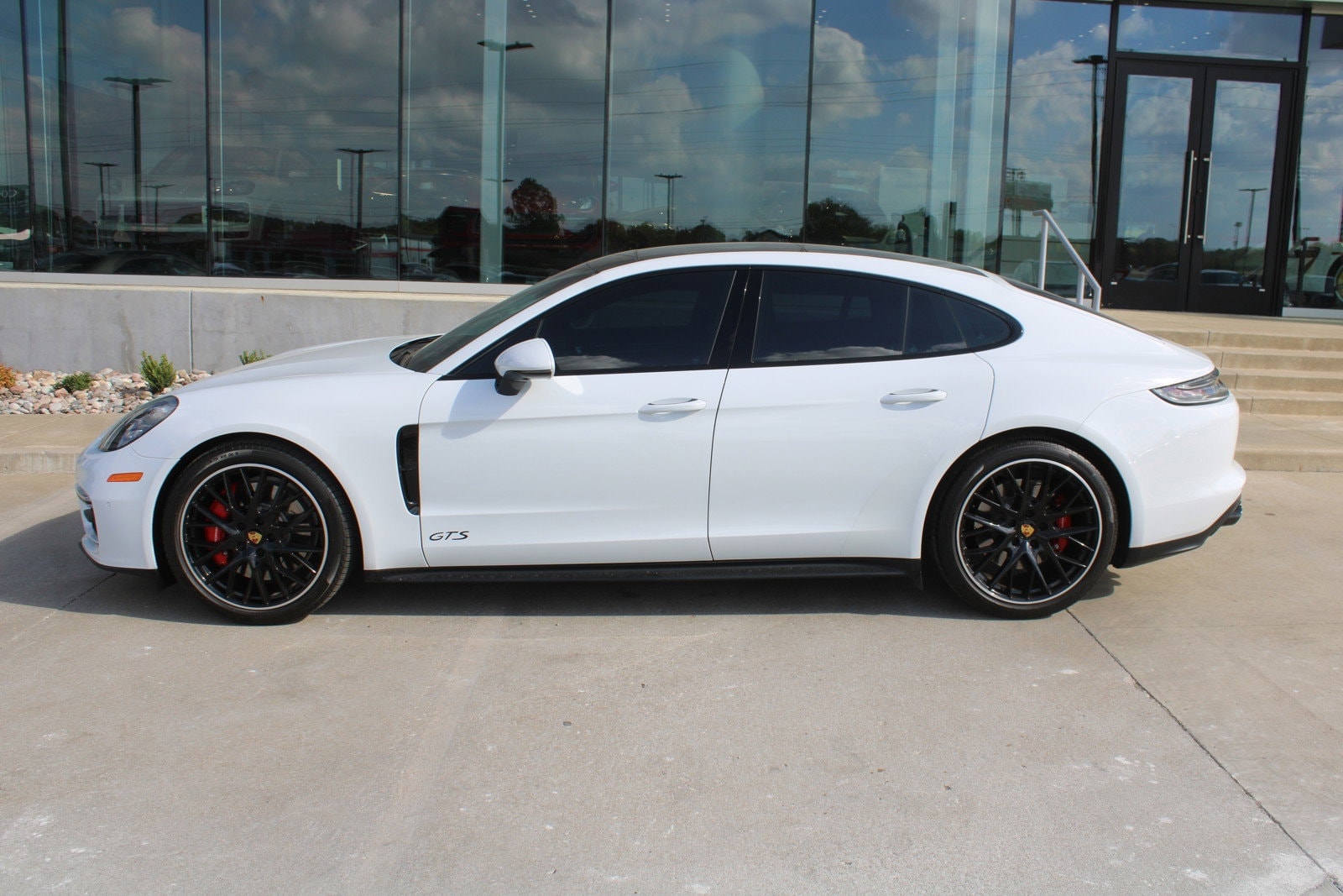 porsche panamera 2023 WP0AG2A7XPL135518 image porsche panamera 2023 WP0AG2A7XPL135518 image