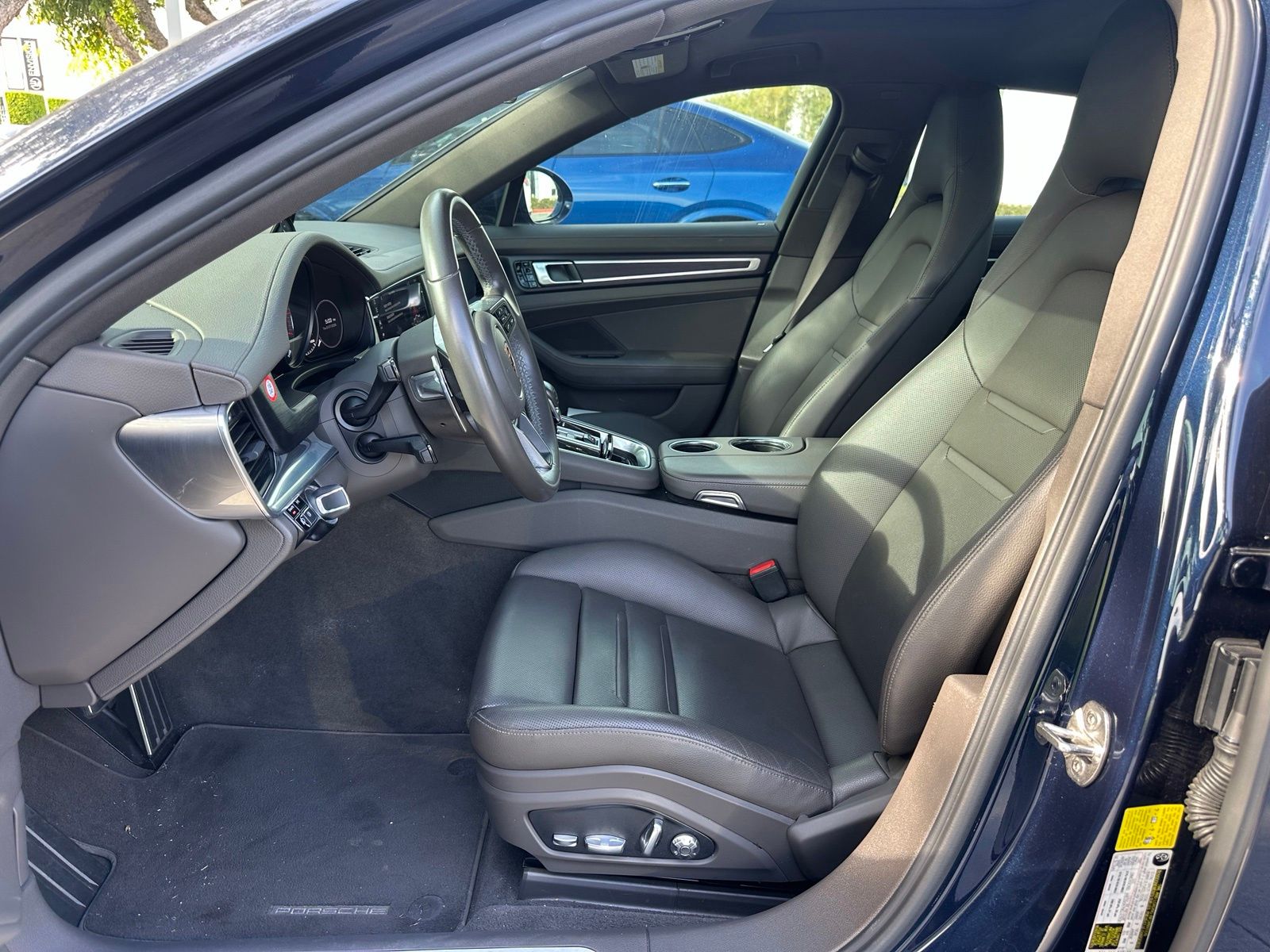 porsche panamera 2019 WP0AE2A7XKL125716 image porsche panamera 2019 WP0AE2A7XKL125716 image