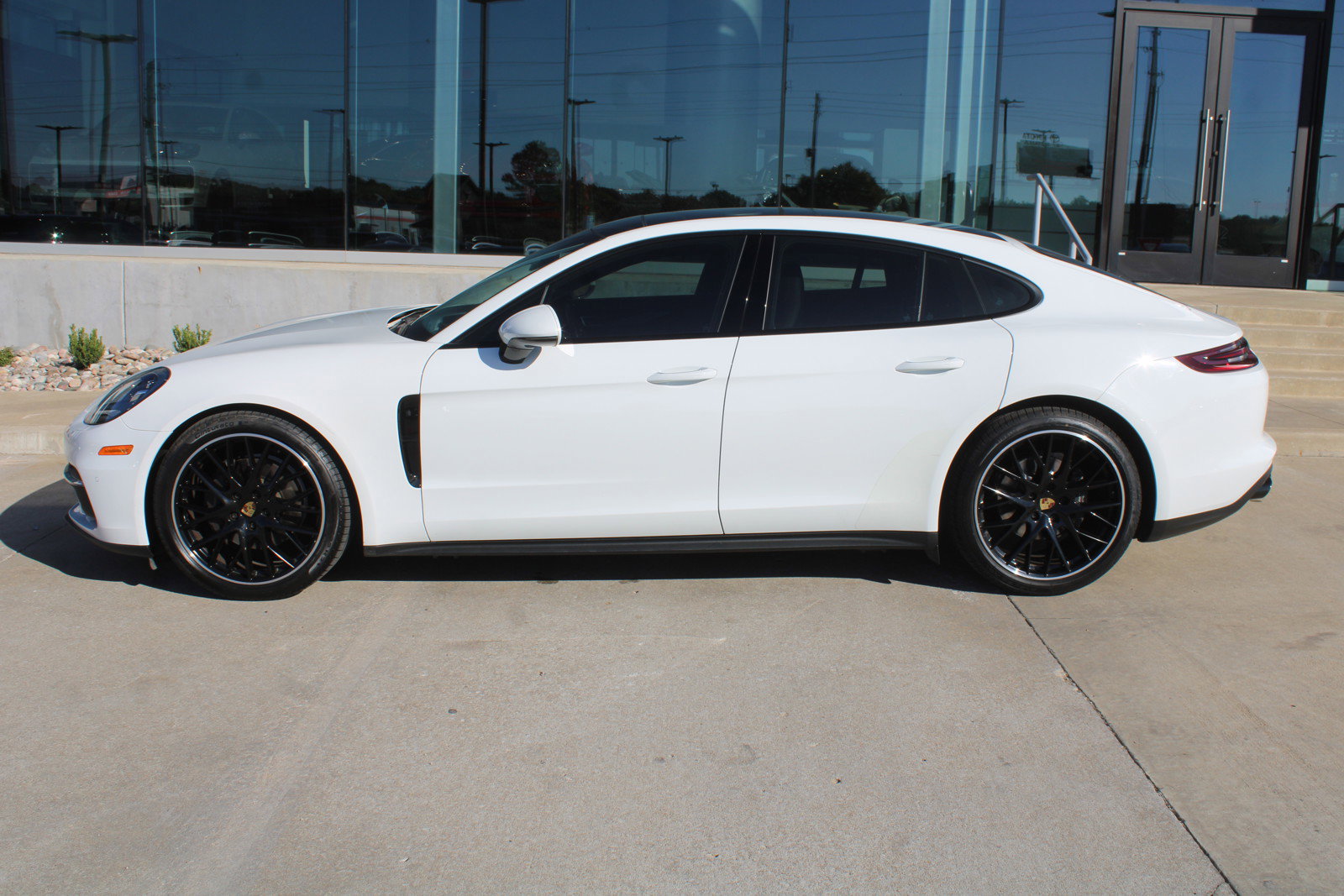 porsche panamera 2019 WP0AA2A79KL100284 image porsche panamera 2019 WP0AA2A79KL100284 image