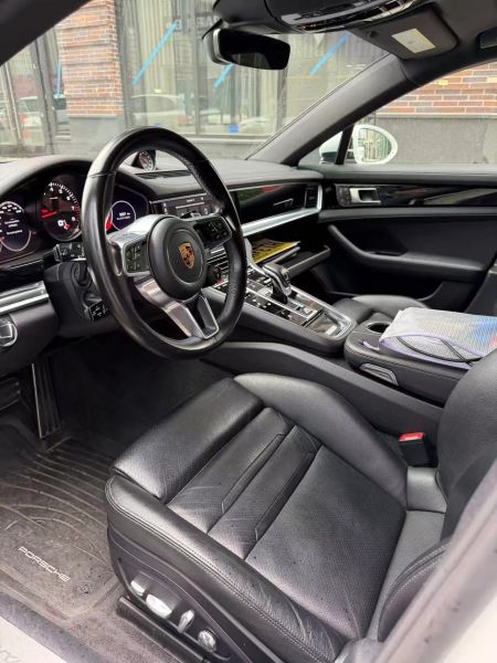 porsche panamera 2018 WP0AB2A75JL131365 image porsche panamera 2018 WP0AB2A75JL131365 image