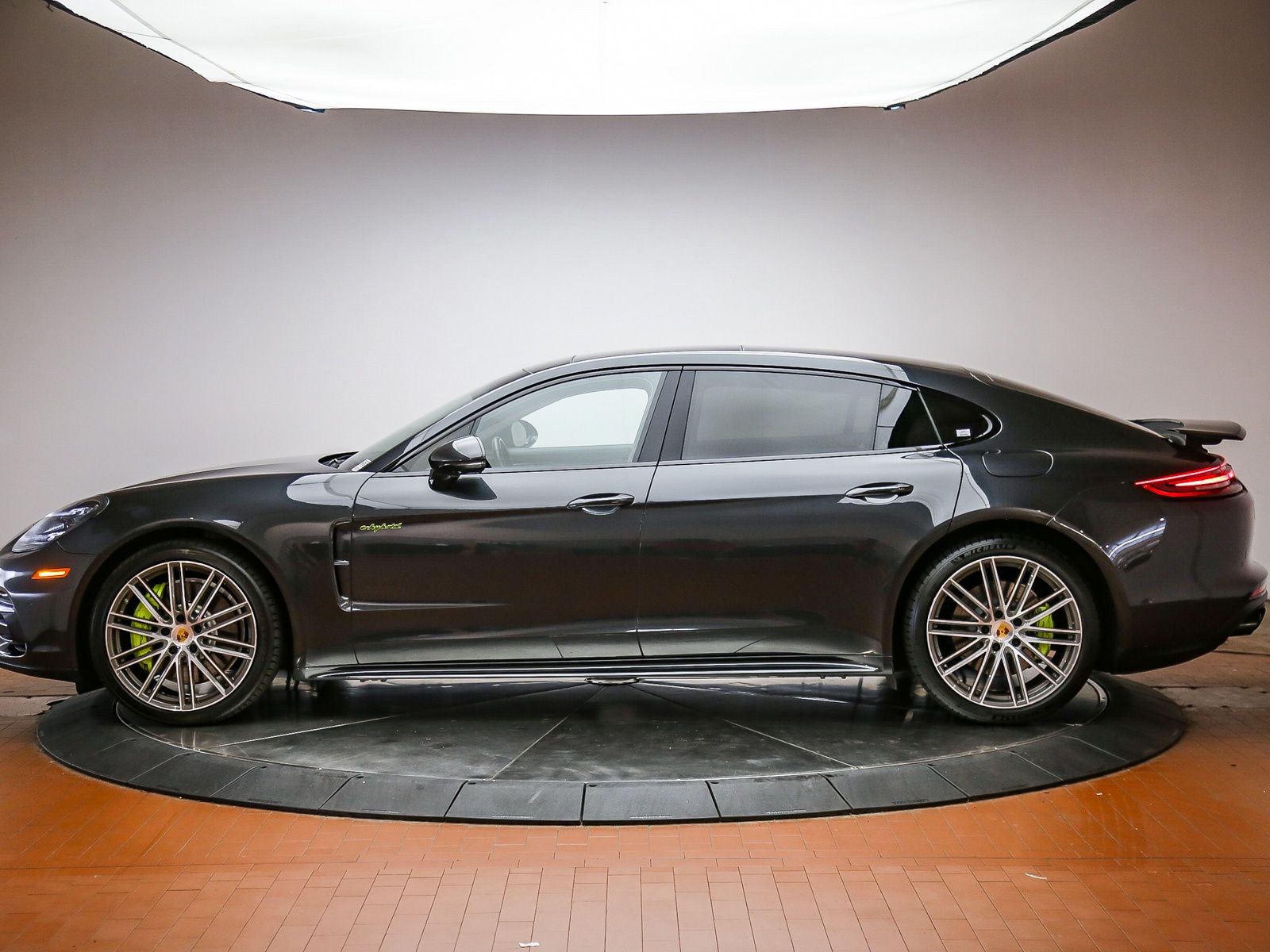 porsche panamera 2018 WP0BE2A77JL161348 image porsche panamera 2018 WP0BE2A77JL161348 image