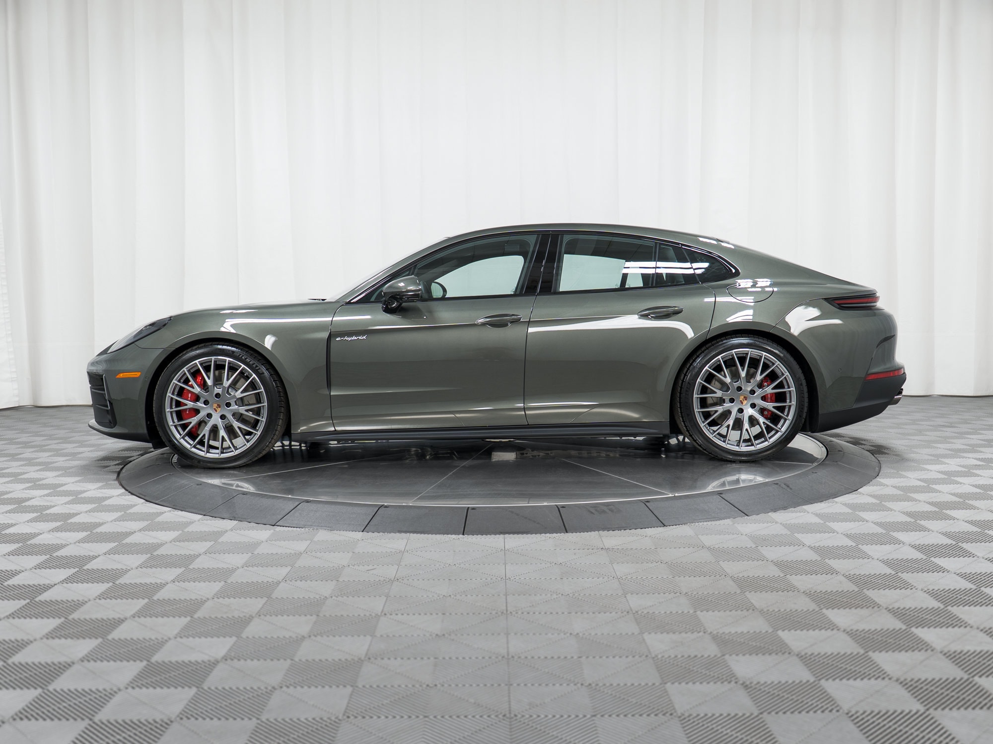 porsche panamera 2026 WP0AC2YA5TL050111 image porsche panamera 2026 WP0AC2YA5TL050111 image