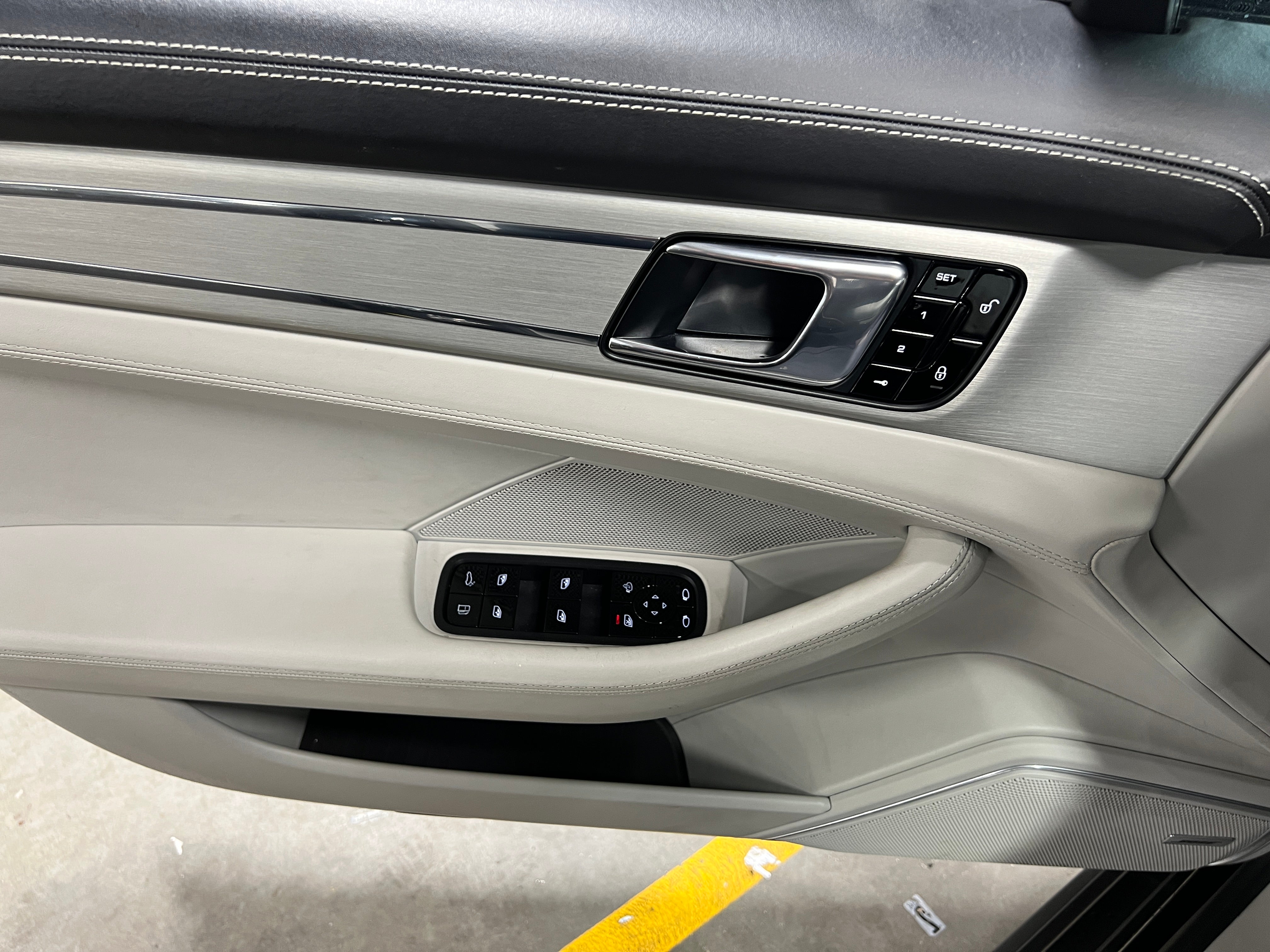porsche panamera 2017 WP0AA2A77HL101278 image porsche panamera 2017 WP0AA2A77HL101278 image