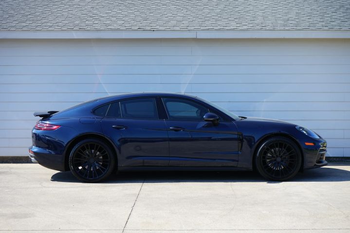 porsche panamera 2017 WP0AA2A77HL103077 image porsche panamera 2017 WP0AA2A77HL103077 image