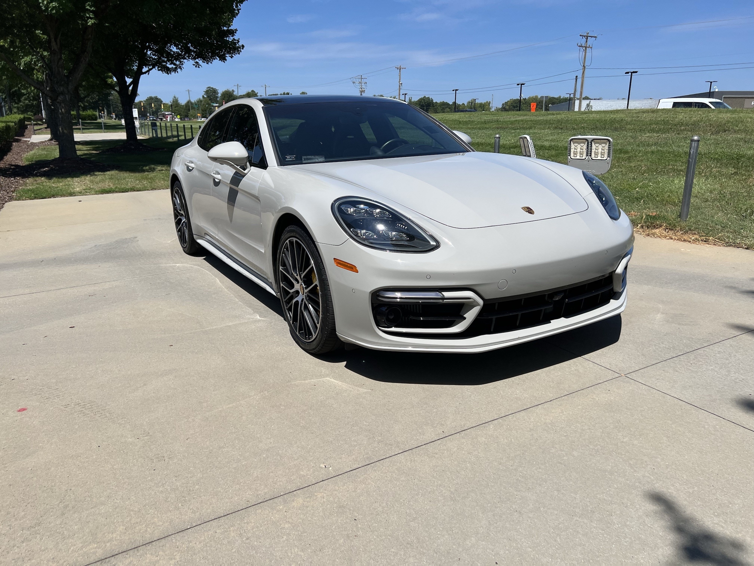 porsche panamera 2022 WP0AF2A71NL140087 image porsche panamera 2022 WP0AF2A71NL140087 image