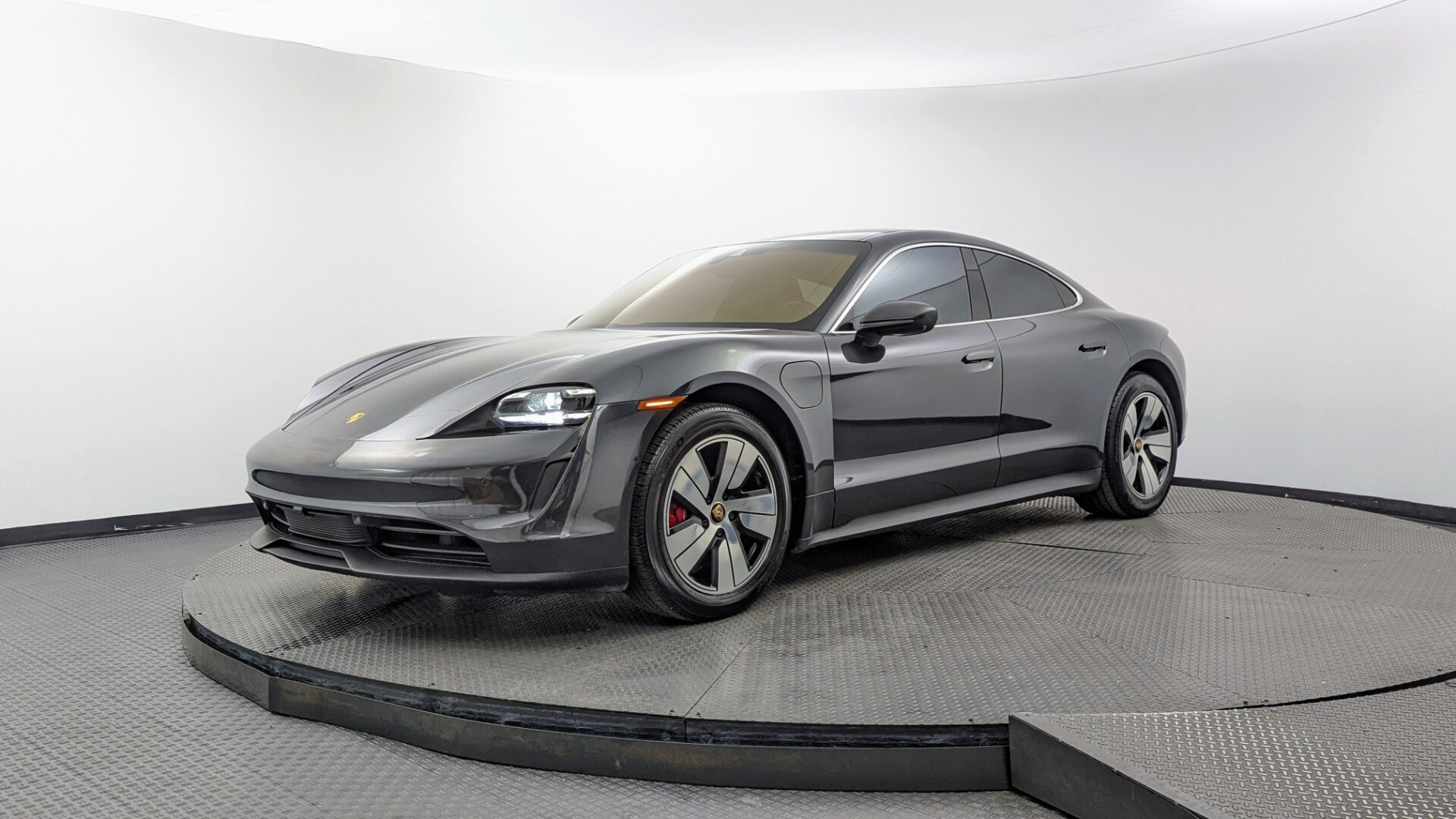 porsche taycan 2020 WP0AB2Y15LSA52999 image porsche taycan 2020 WP0AB2Y15LSA52999 image