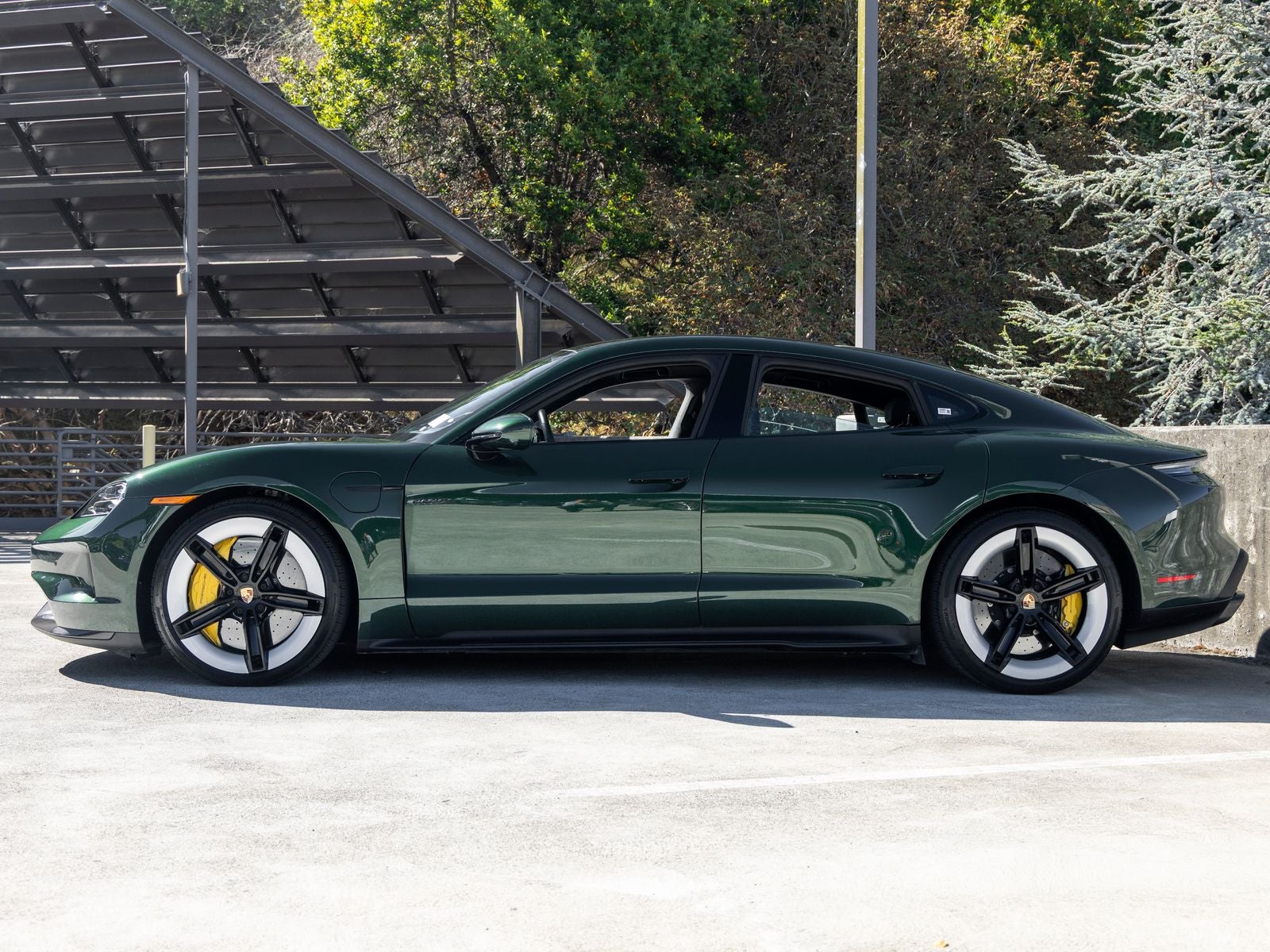 porsche taycan 2025 WP0AD2Y13SSA50239 image porsche taycan 2025 WP0AD2Y13SSA50239 image