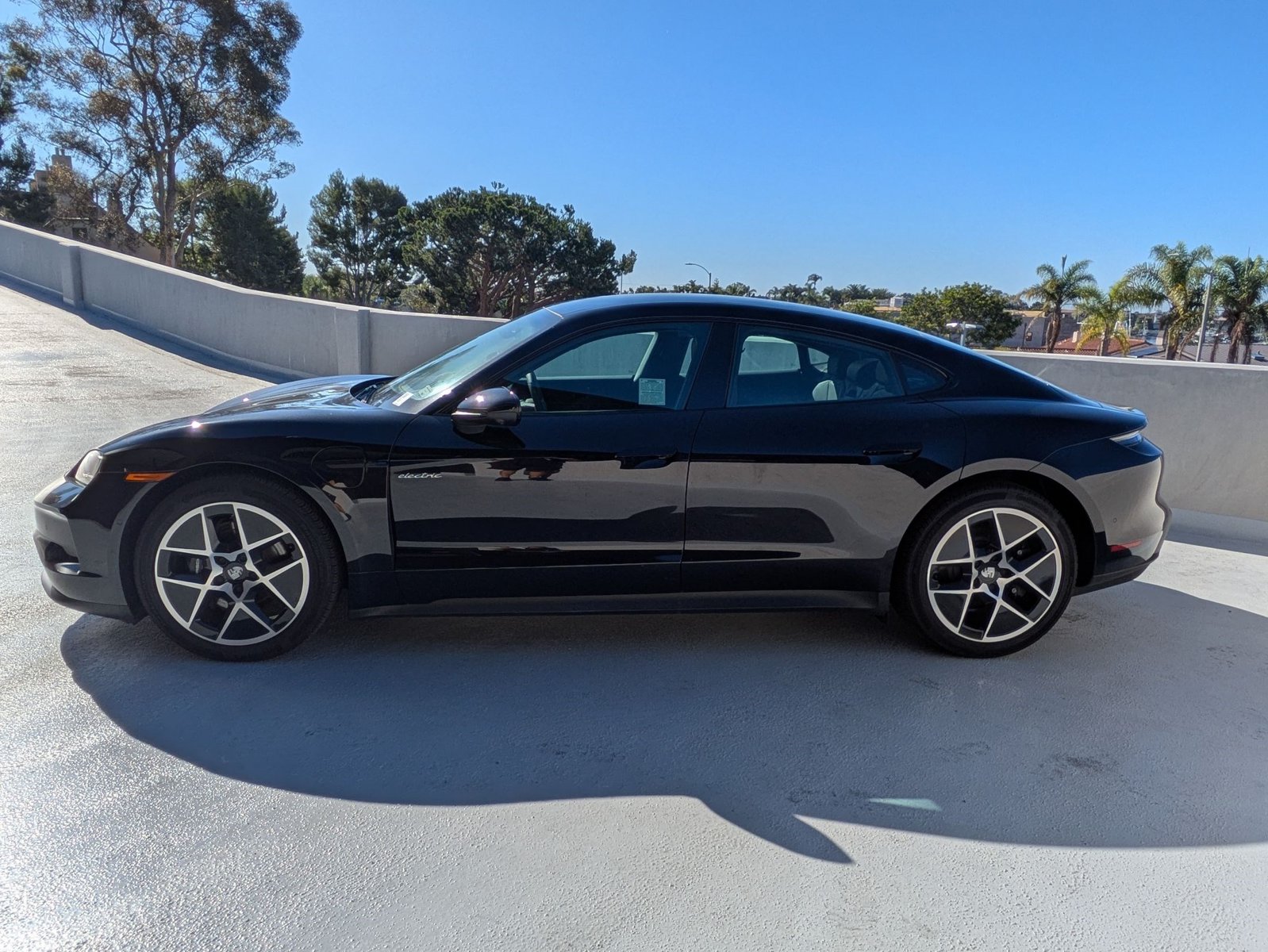 porsche taycan 2025 WP0AA2Y14SSA08512 image porsche taycan 2025 WP0AA2Y14SSA08512 image