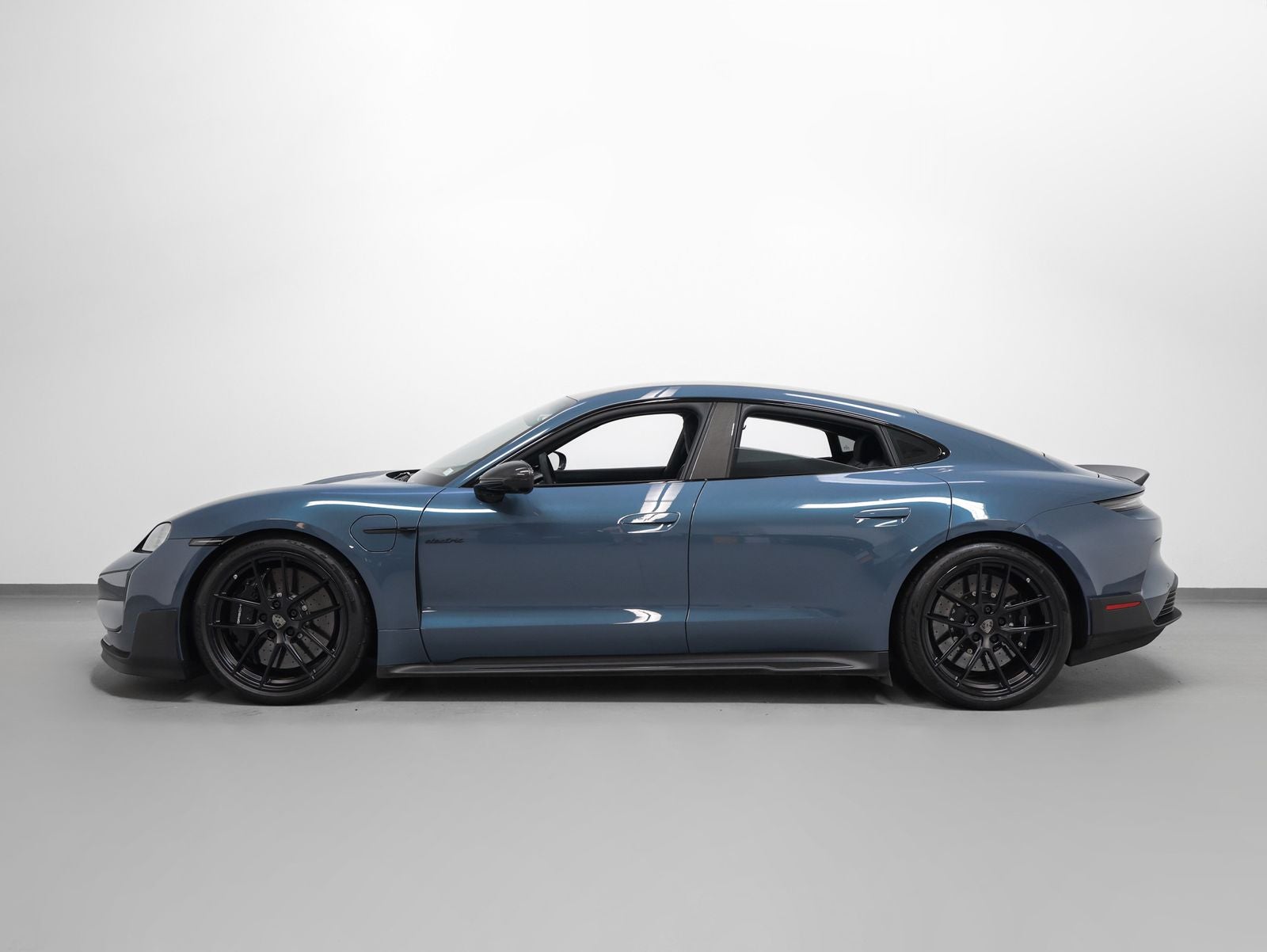 porsche taycan 2025 WP0AE2Y16SSA58025 image porsche taycan 2025 WP0AE2Y16SSA58025 image