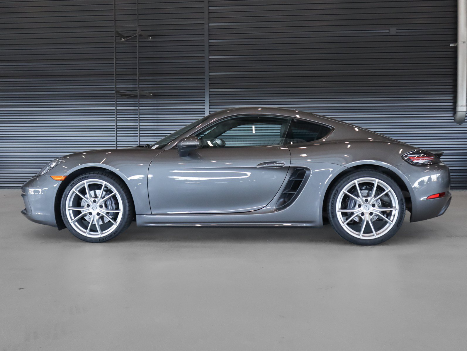 porsche 718 2018 WP0AA2A87JK260452 image porsche 718 2018 WP0AA2A87JK260452 image