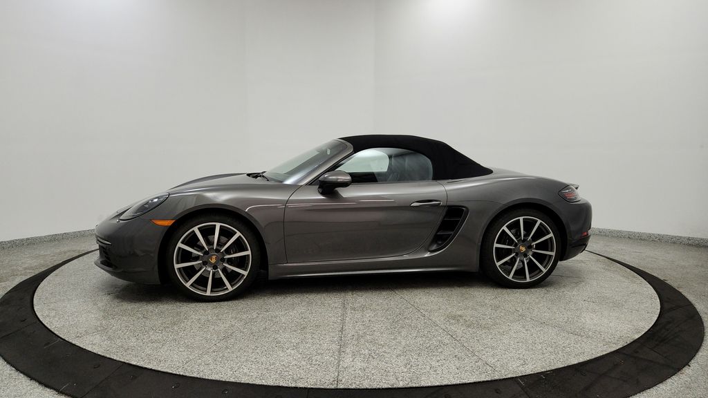 porsche 718 2017 WP0CA2A83HS220372 image porsche 718 2017 WP0CA2A83HS220372 image