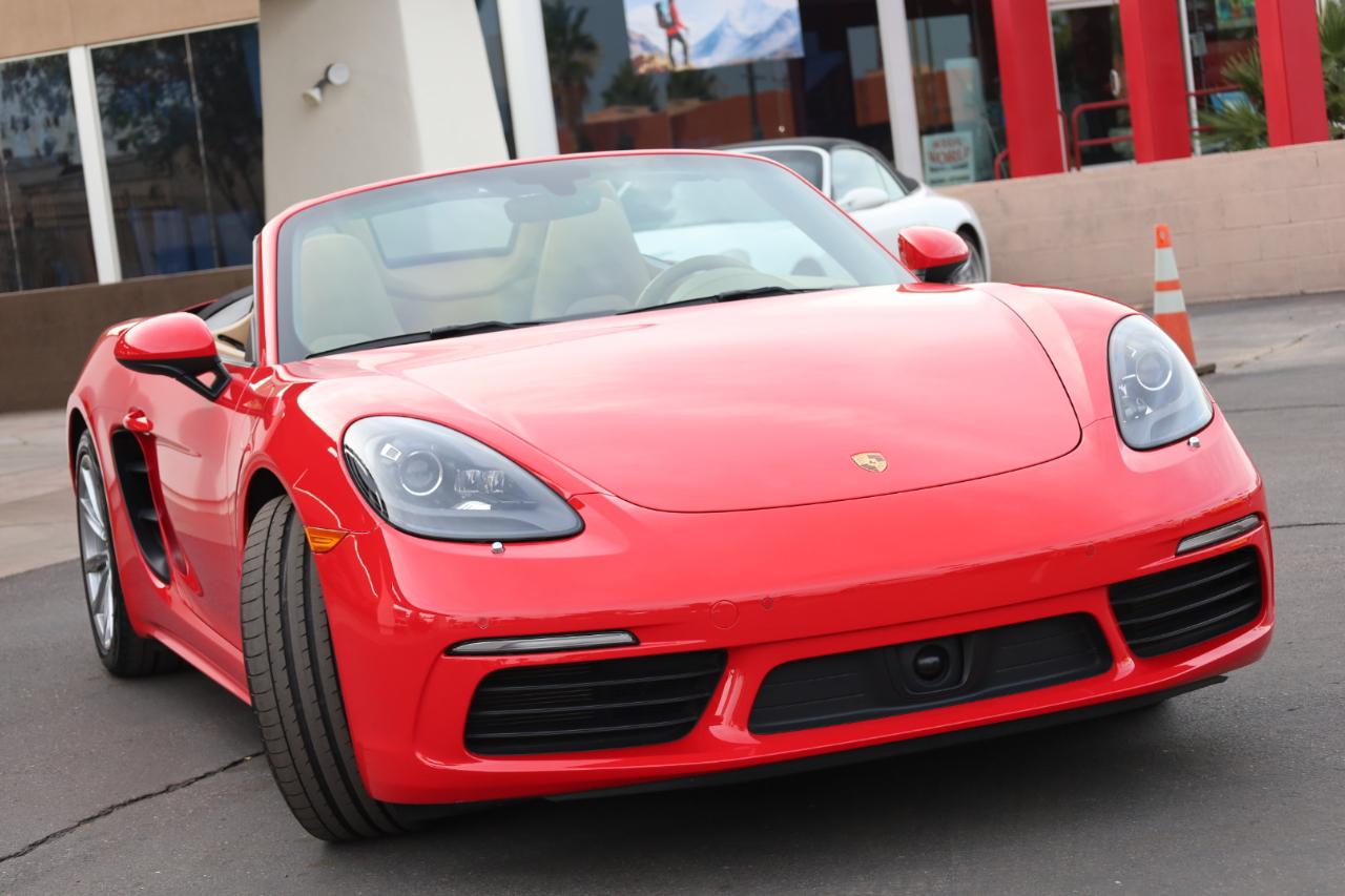 porsche 718 2017 WP0CA2A84HS221577 image porsche 718 2017 WP0CA2A84HS221577 image