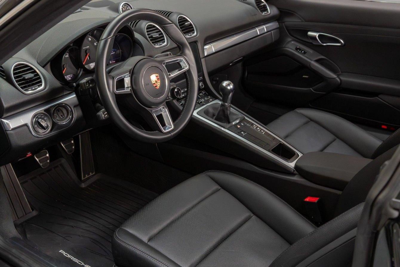porsche 718 2024 WP0AA2A80RK255699 image porsche 718 2024 WP0AA2A80RK255699 image