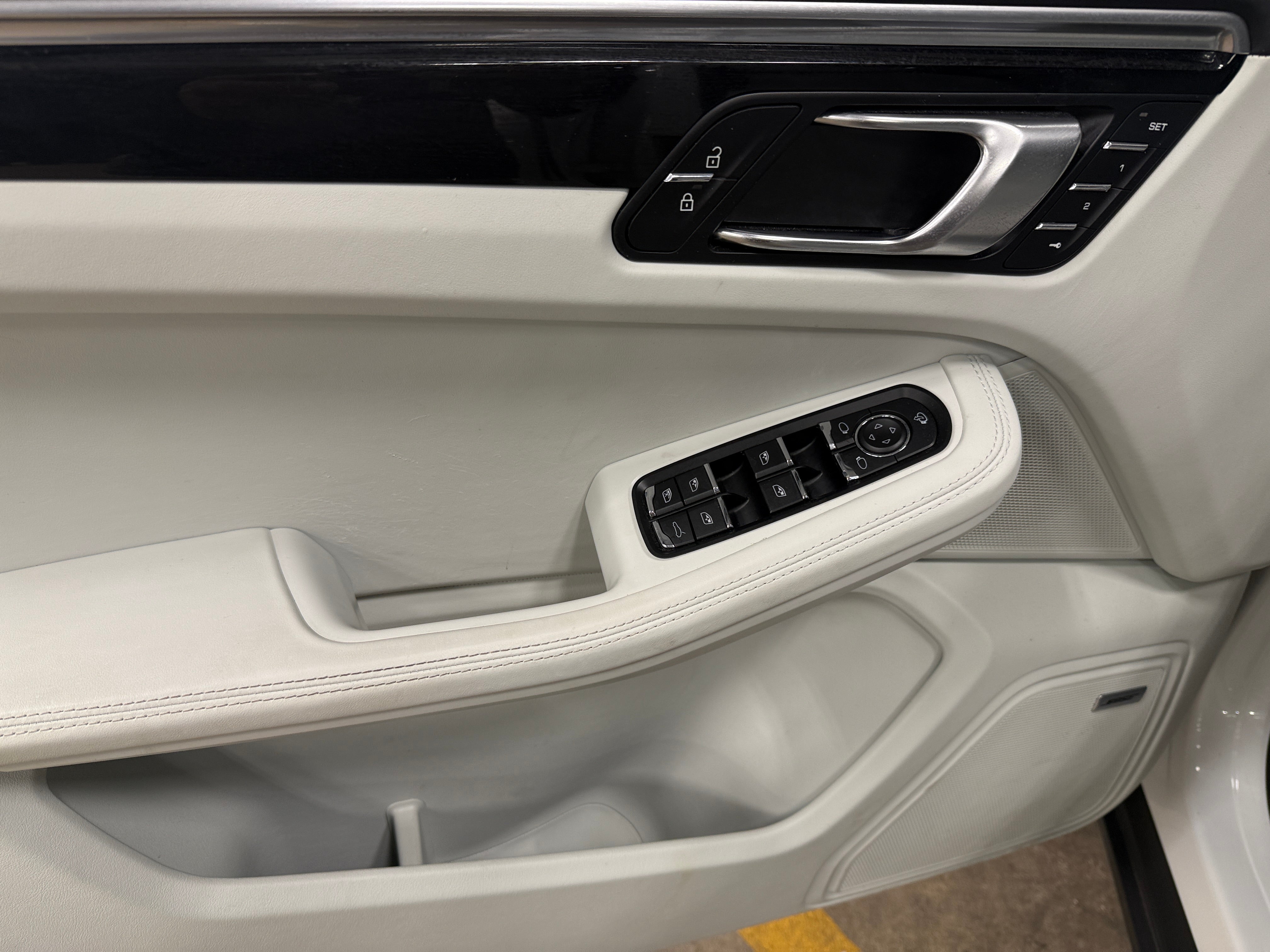 porsche macan 2023 WP1AA2A57PLB01308 image porsche macan 2023 WP1AA2A57PLB01308 image