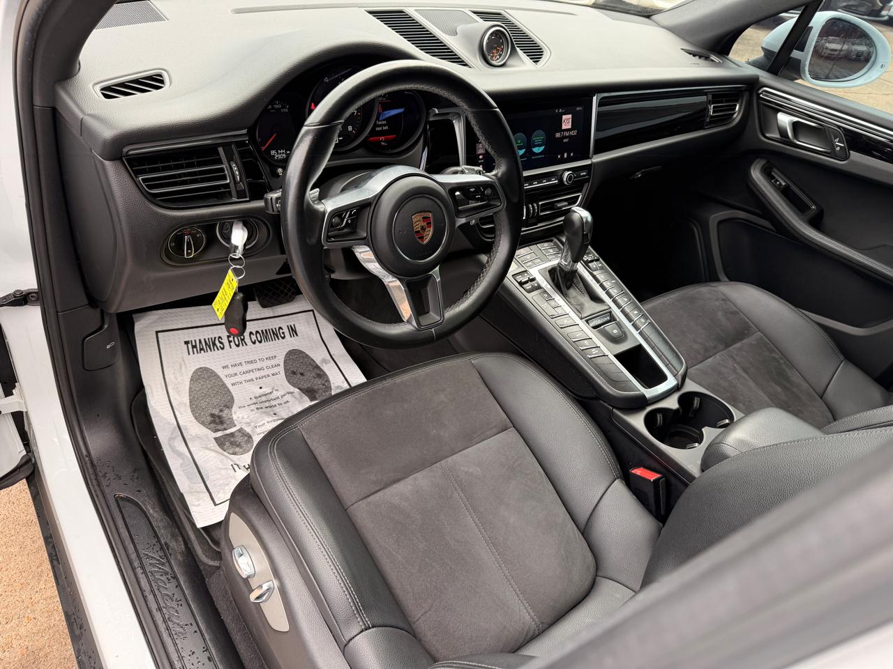 porsche macan 2019 WP1AA2A59KLB07958 image porsche macan 2019 WP1AA2A59KLB07958 image